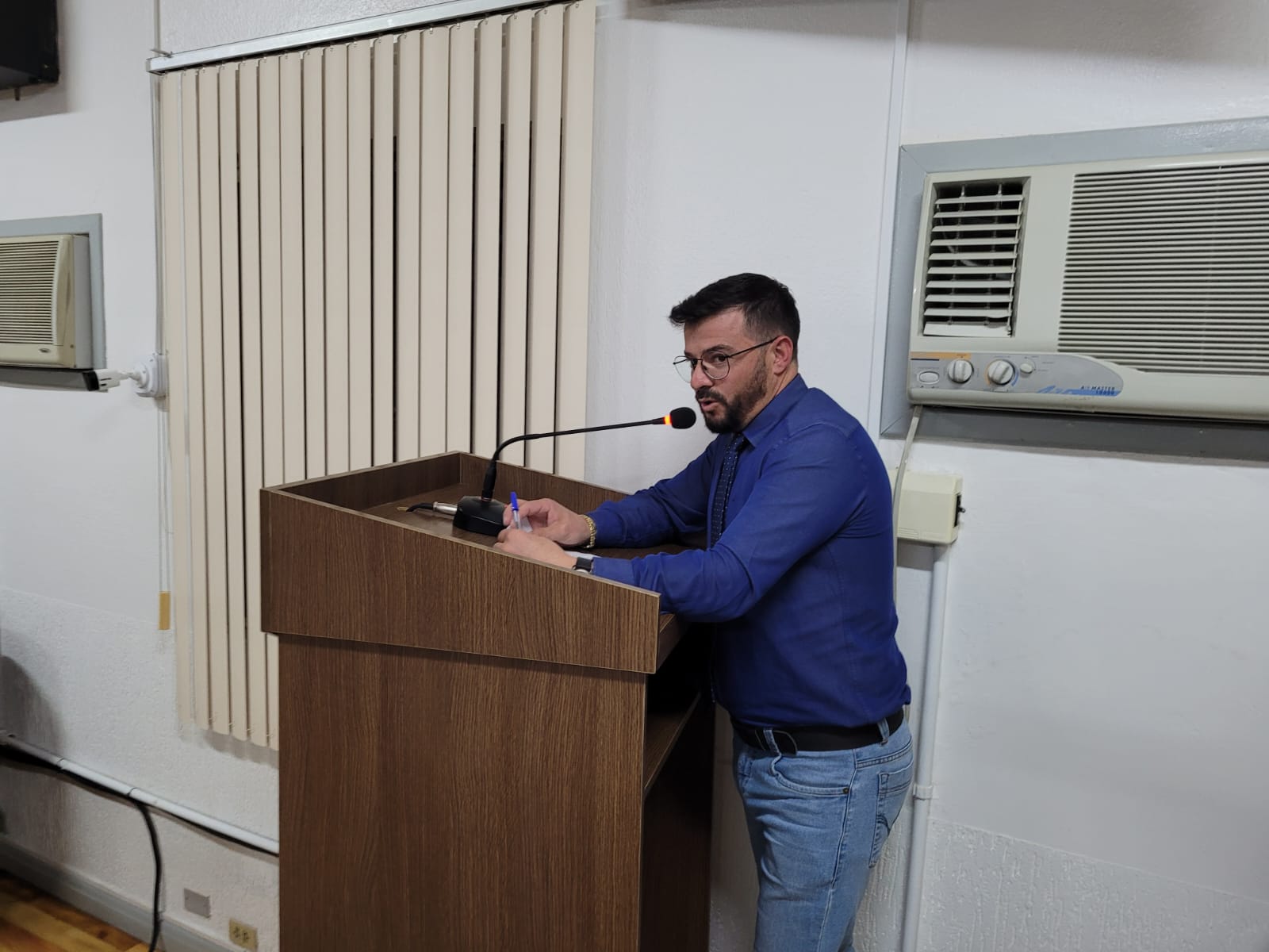 Serginho Malbec pede faixas elevadas de pedestres